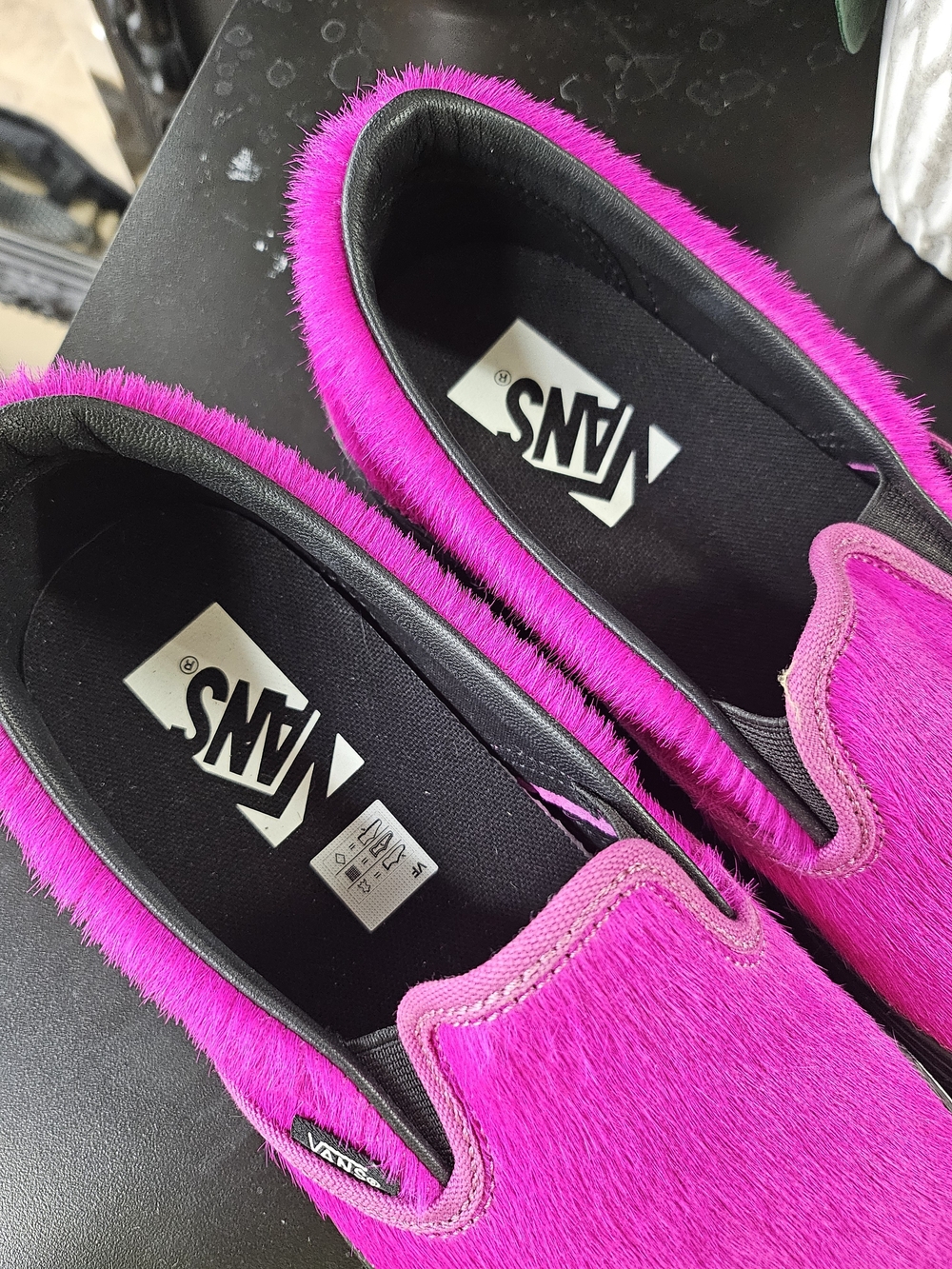 Vans Slip-On Fuchsia Pink Faux Fur Sneakers - Picture 3 of 4